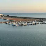 Апартаменты Antonio With Sea View,torrevieja,50 M From Playa Acequion Swimming Pool *