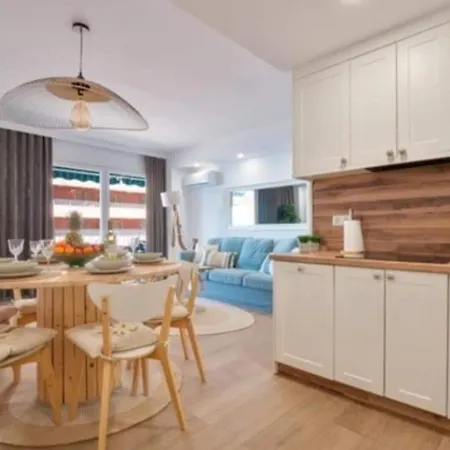 Antonio With Sea View,torrevieja,50 M From Playa Acequion Swimming Pool